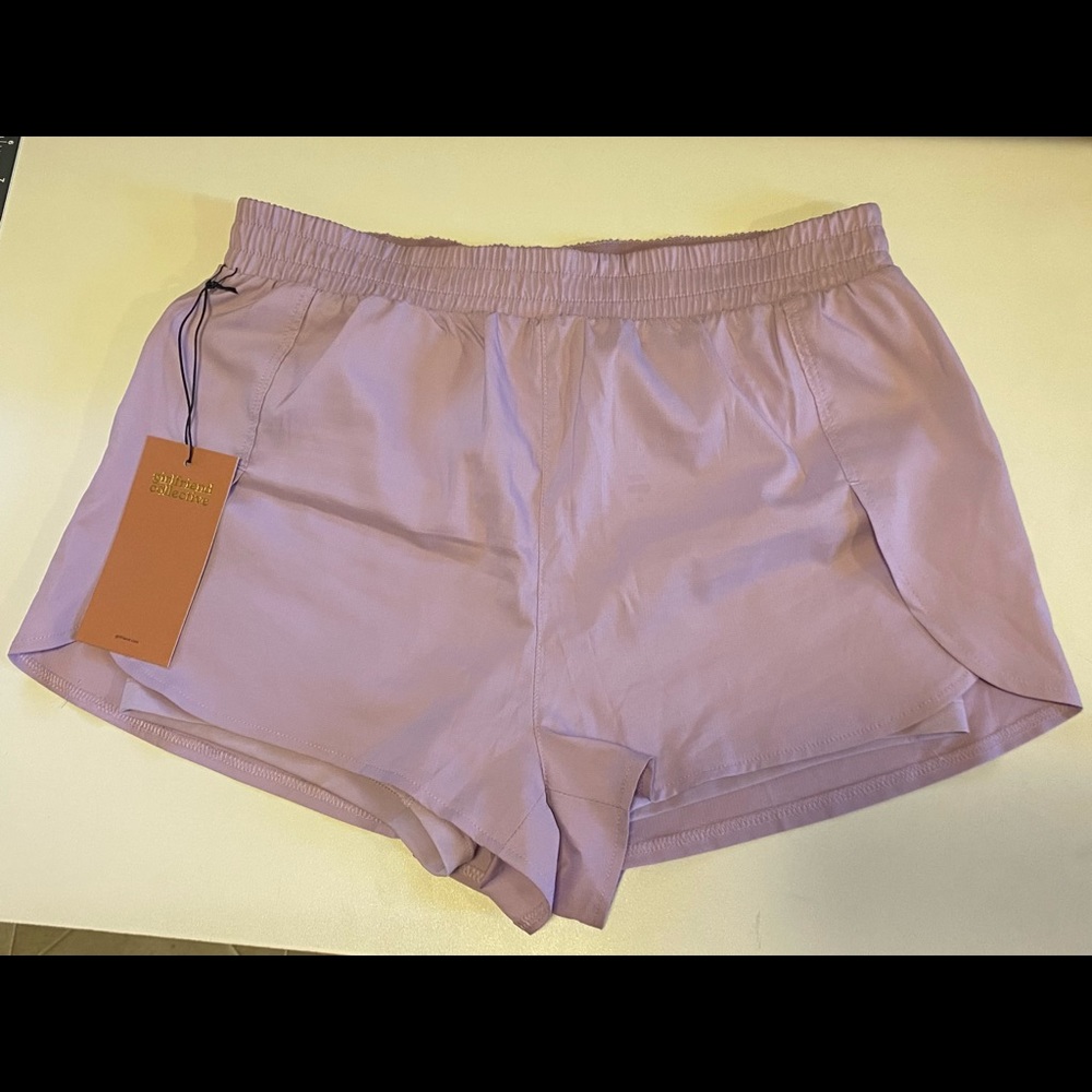 NWT Lilac Trail Short - Girlfriend Collective